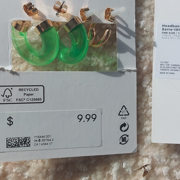 Earing and rings 💍 ✨️ - Picture 2 of 6